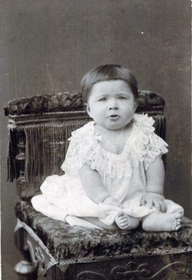 Жене Спасскому 9.5 месяцев. 1901 г. (Фото из архива Е.Д. Спасского)